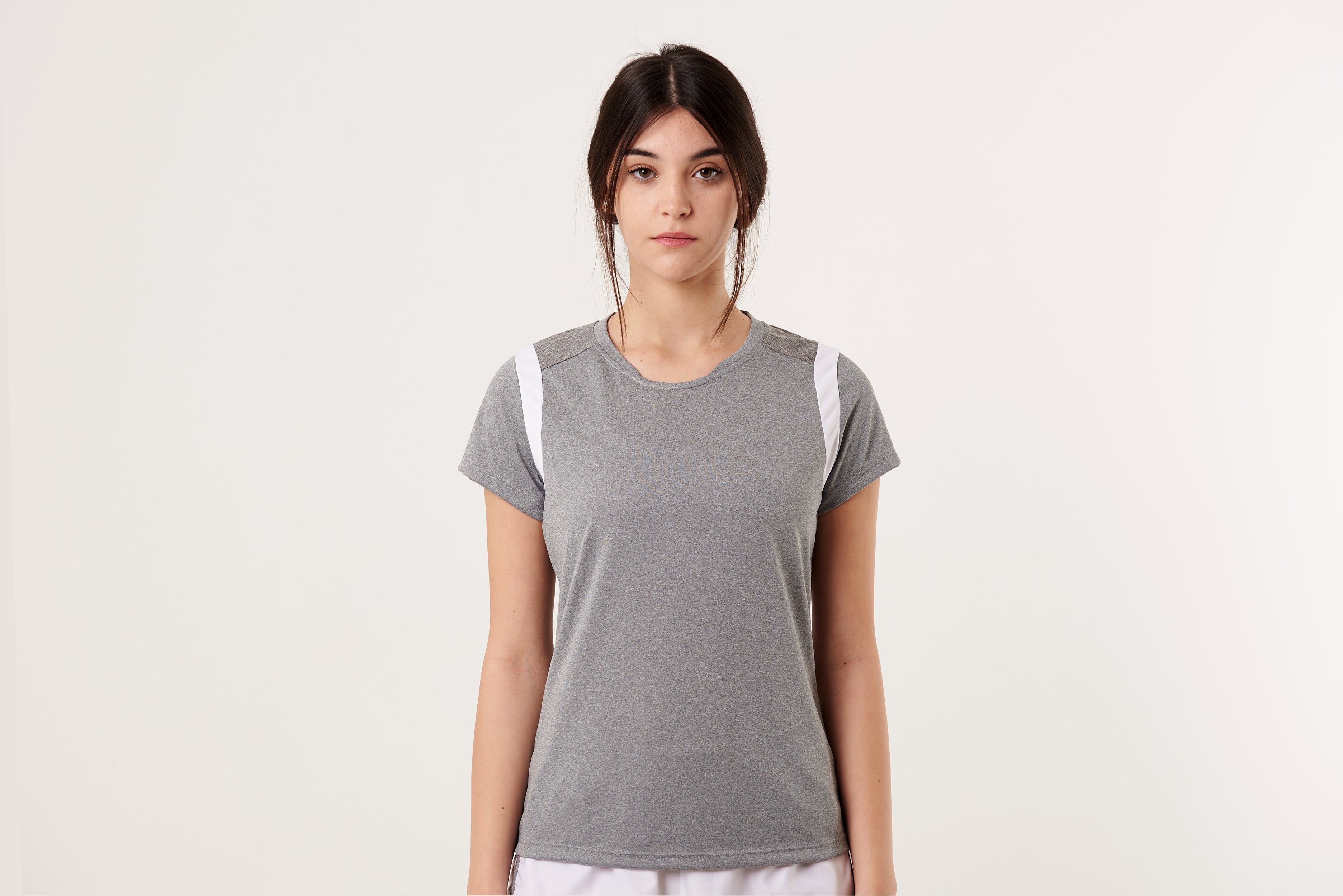 REMERA AKUA GRIS